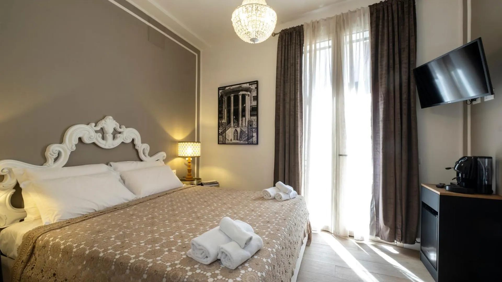 Royal House Palermo Apartment 0*,  Italy