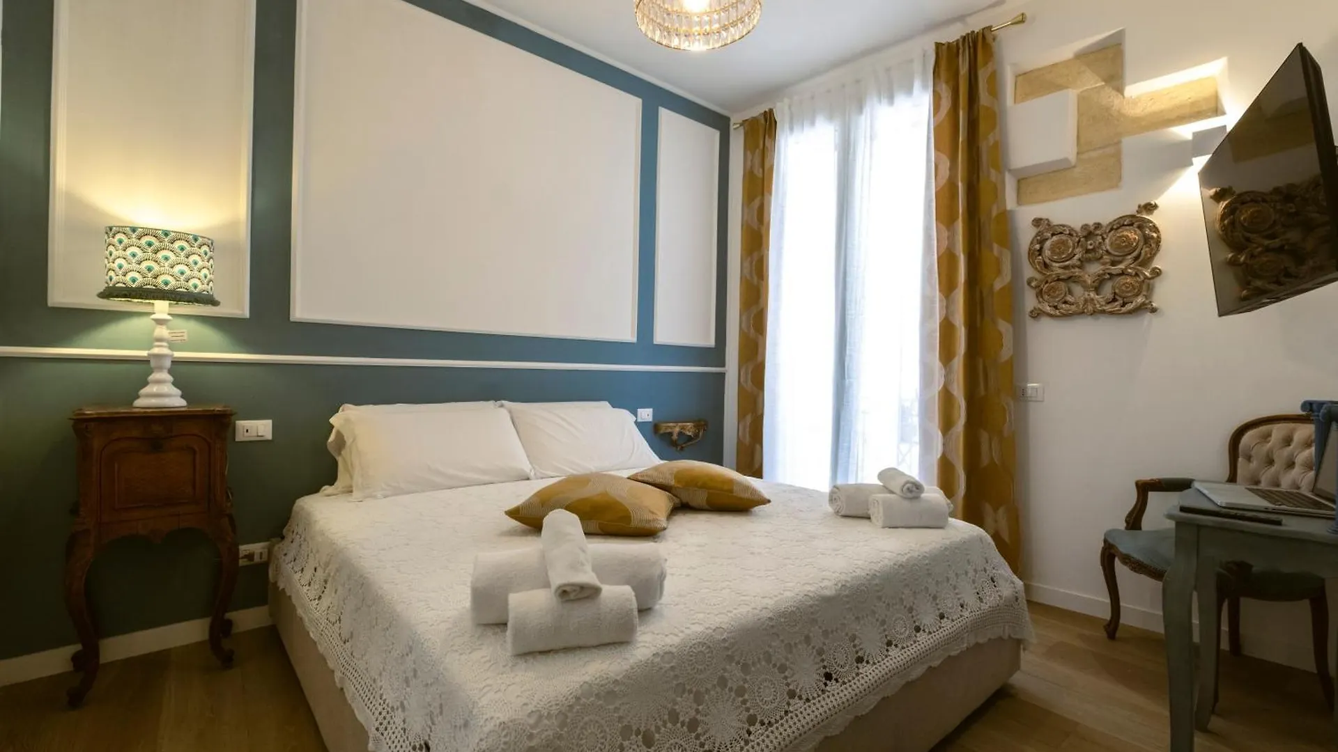 Royal House Palermo Apartment 0*,  Italy